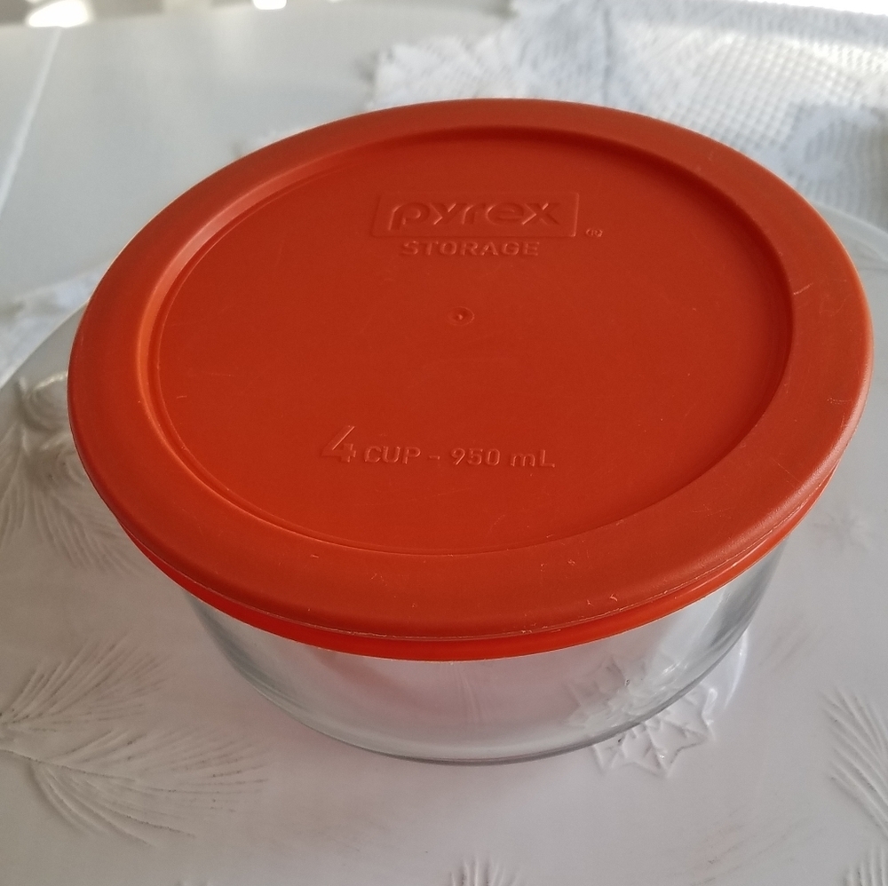 Pyrex 4 Cup  950 ml 7201 Glass Storage Container with Orange Lid